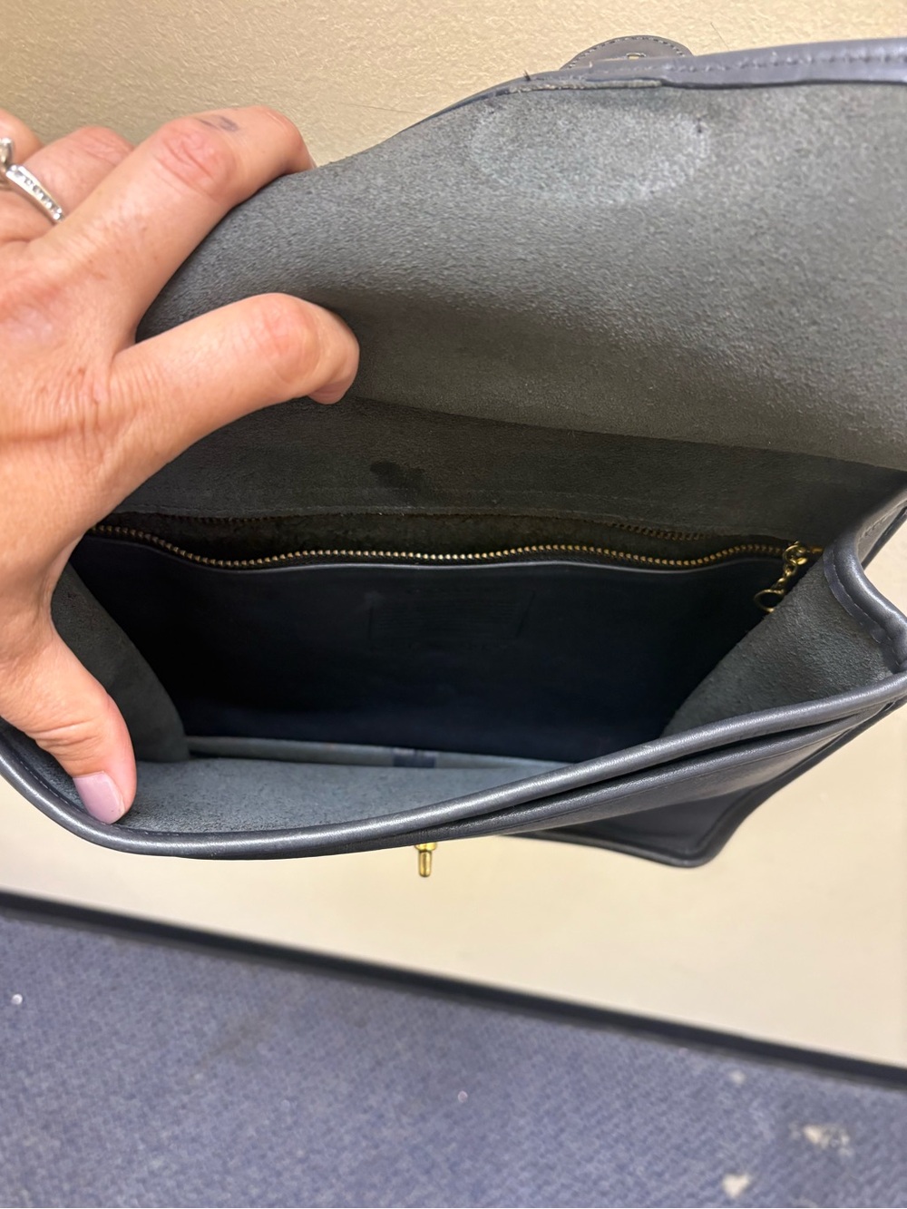Coach 90’s Willis bag leather purse 9927-Midnight Navy GOOD Condition! -see pics - Picture 6 of 16
